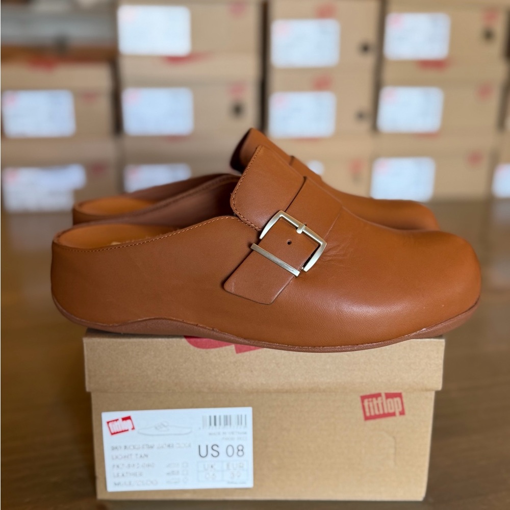 Fitflop Shuv Women’s Tan Buckle Strap Leather Mule Clogs Silver Buckle Size 8
